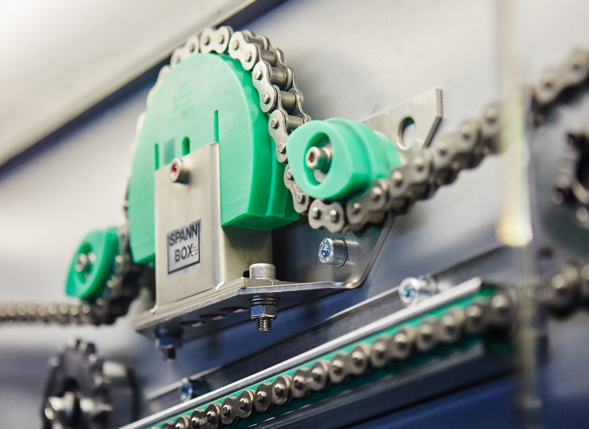 Murtfeldt tensioning systems reliably keep chains and belts at the correct tension and thus increase their lifetime